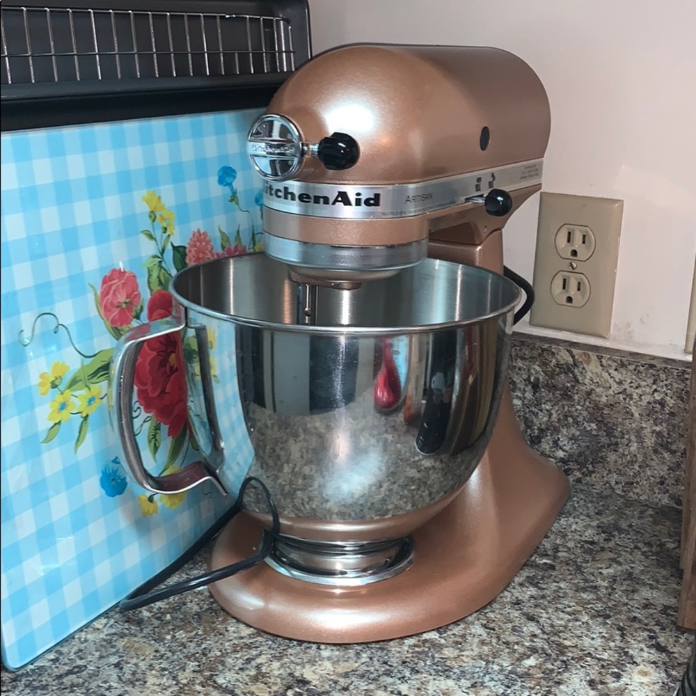 5QT kitchenaid stand mixer